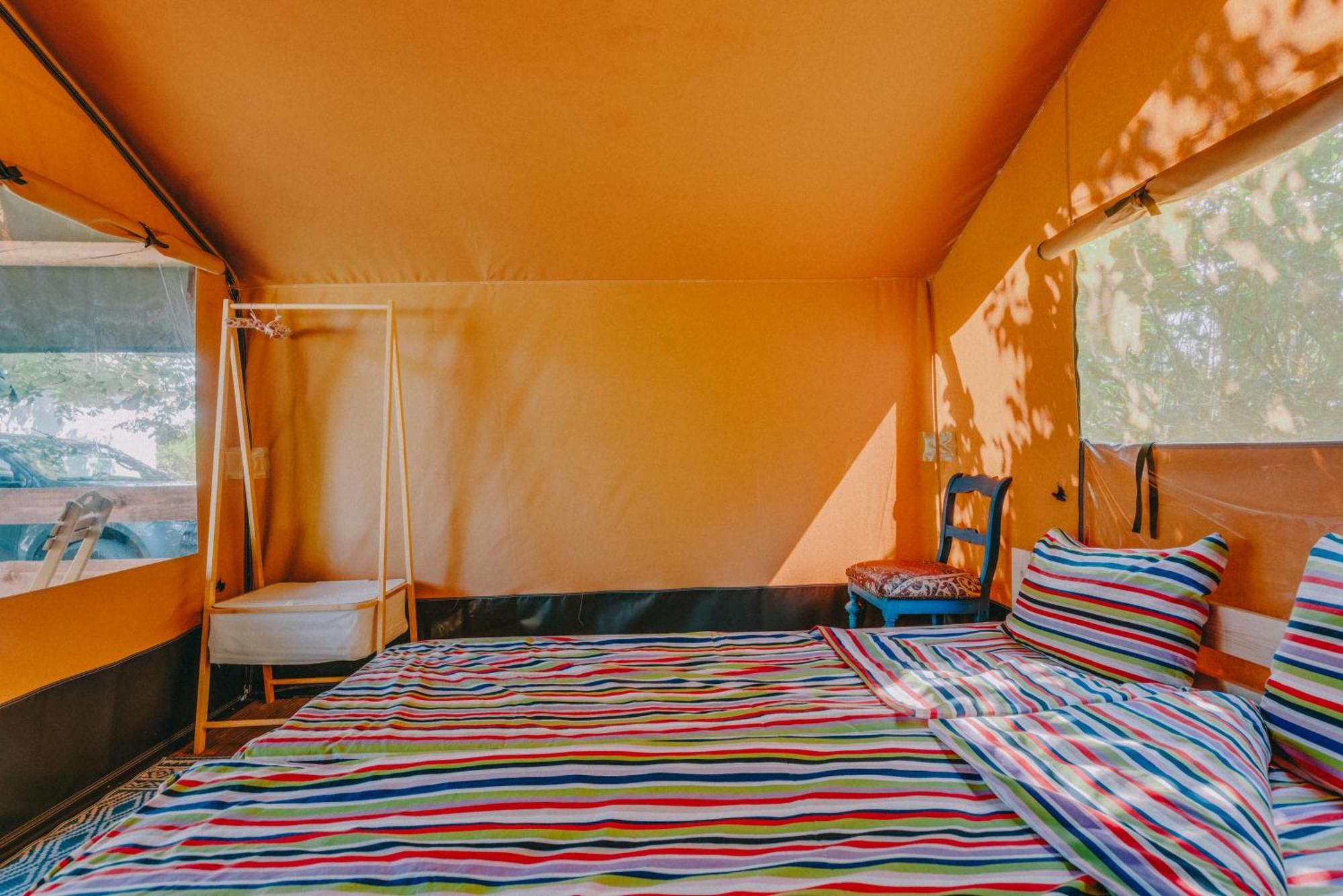 Rendes Glamping Hotel Balatonrendes Bagian luar foto