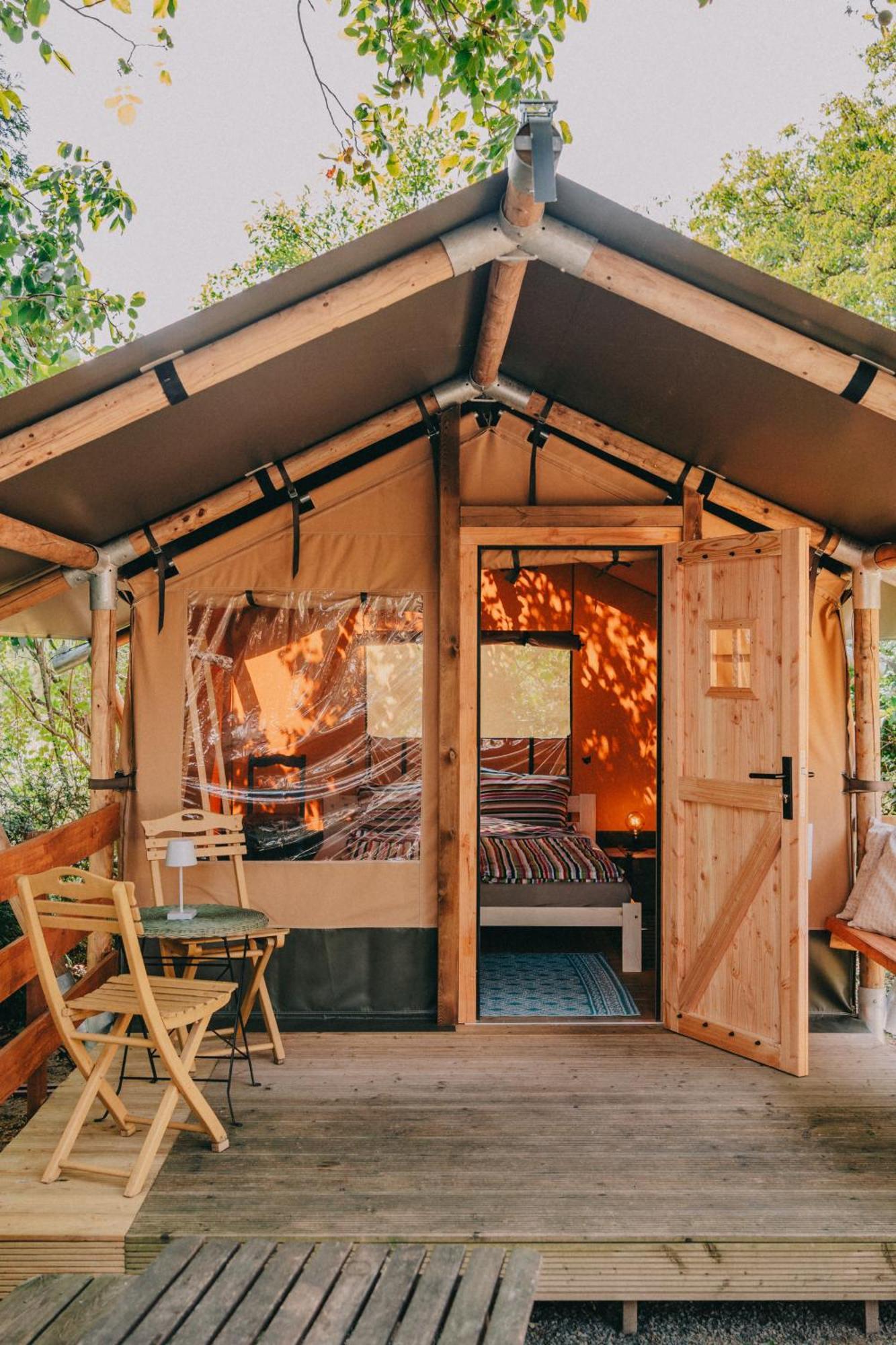 Rendes Glamping Hotel Balatonrendes Bagian luar foto
